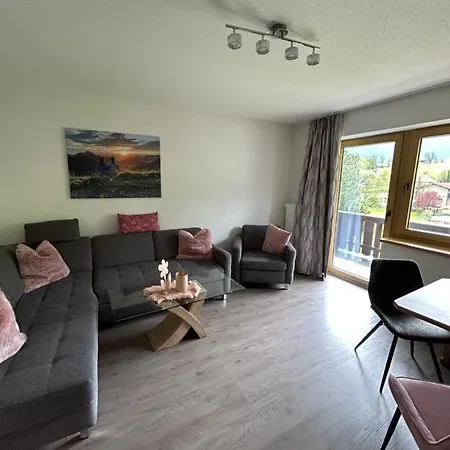 Haus Lusspark Guest house Lermoos