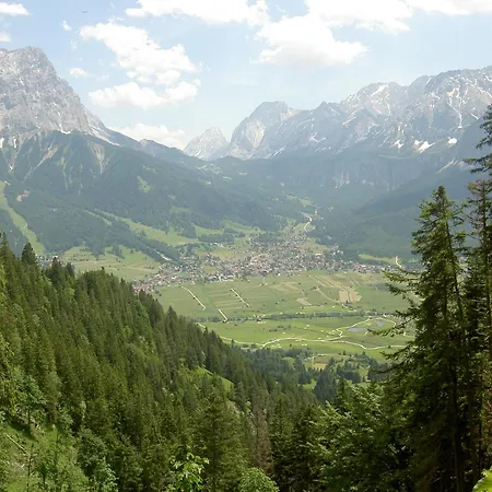 Haus Lusspark 레르모스