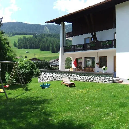 Haus Lusspark Guest house Lermoos