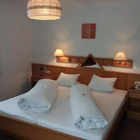 Haus Lusspark Guest house Lermoos