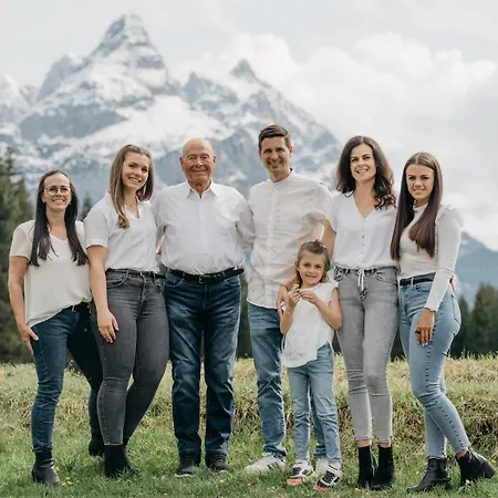 豪斯拉斯帕克酒店 3*