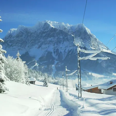 招待所 豪斯拉斯帕克酒店 3*